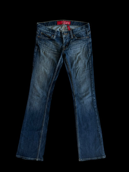 Low rise jeans