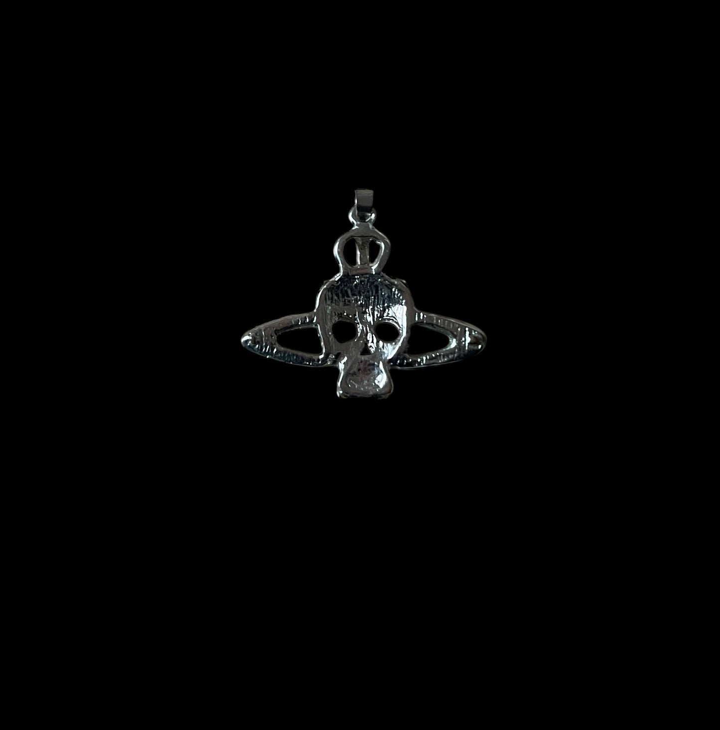 Skull pendant