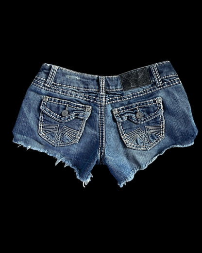 Low-rise shorts