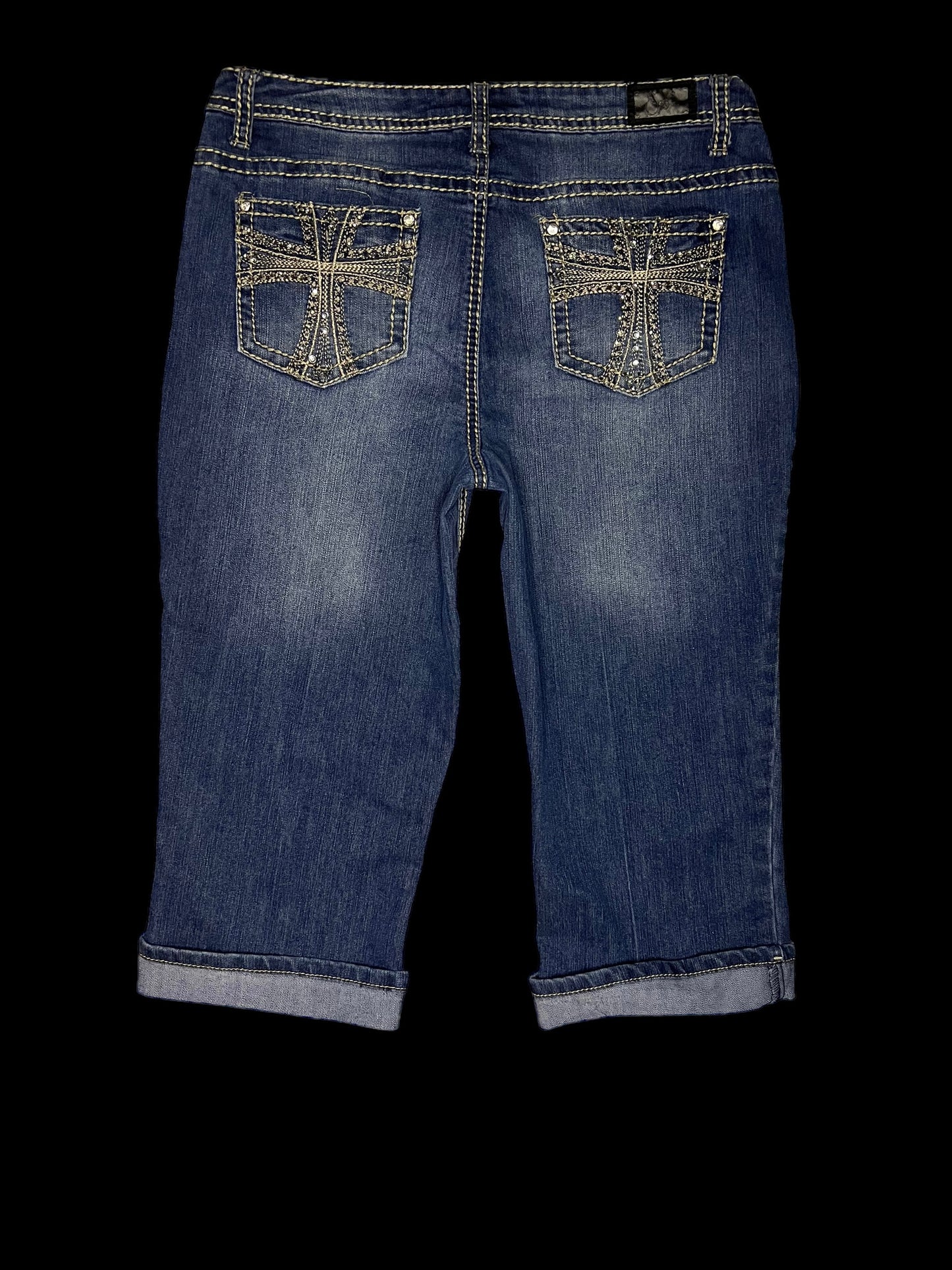 Embellished capris jeans