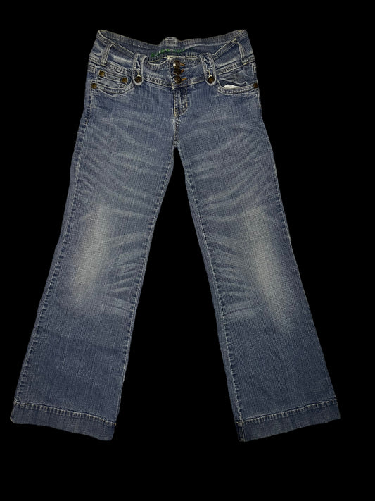 Low-rise jeans